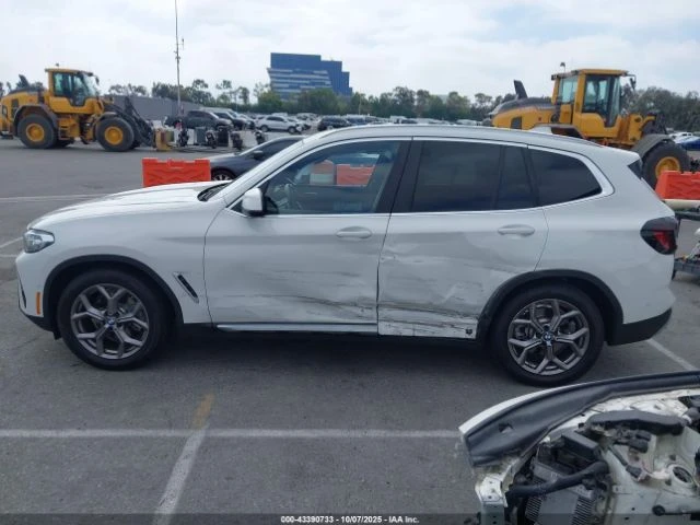 BMW X3 * HEAD UP* ПАМЕТ* AMBIENT* КАМЕРА* REMOTE* KEYLESS, снимка 6 - Автомобили и джипове - 53027914
