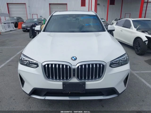 BMW X3 * HEAD UP* ПАМЕТ* AMBIENT* КАМЕРА* REMOTE* KEYLESS, снимка 3 - Автомобили и джипове - 53027914