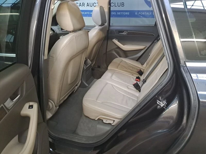 Audi Q5 * 3.0TDI* ПАНОРАМА* , снимка 7 - Автомобили и джипове - 53878790