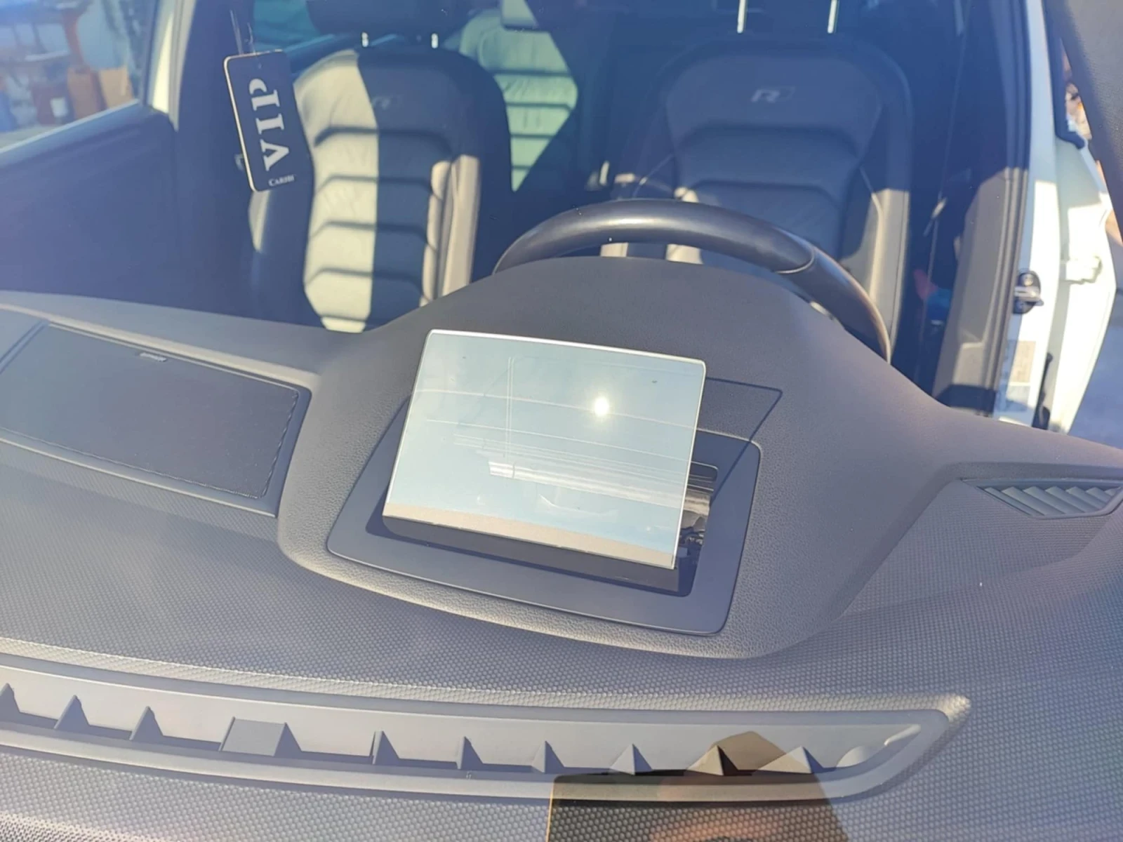 VW Tiguan 2.0TDI-240 R Line DSG | Mobile.bg   14