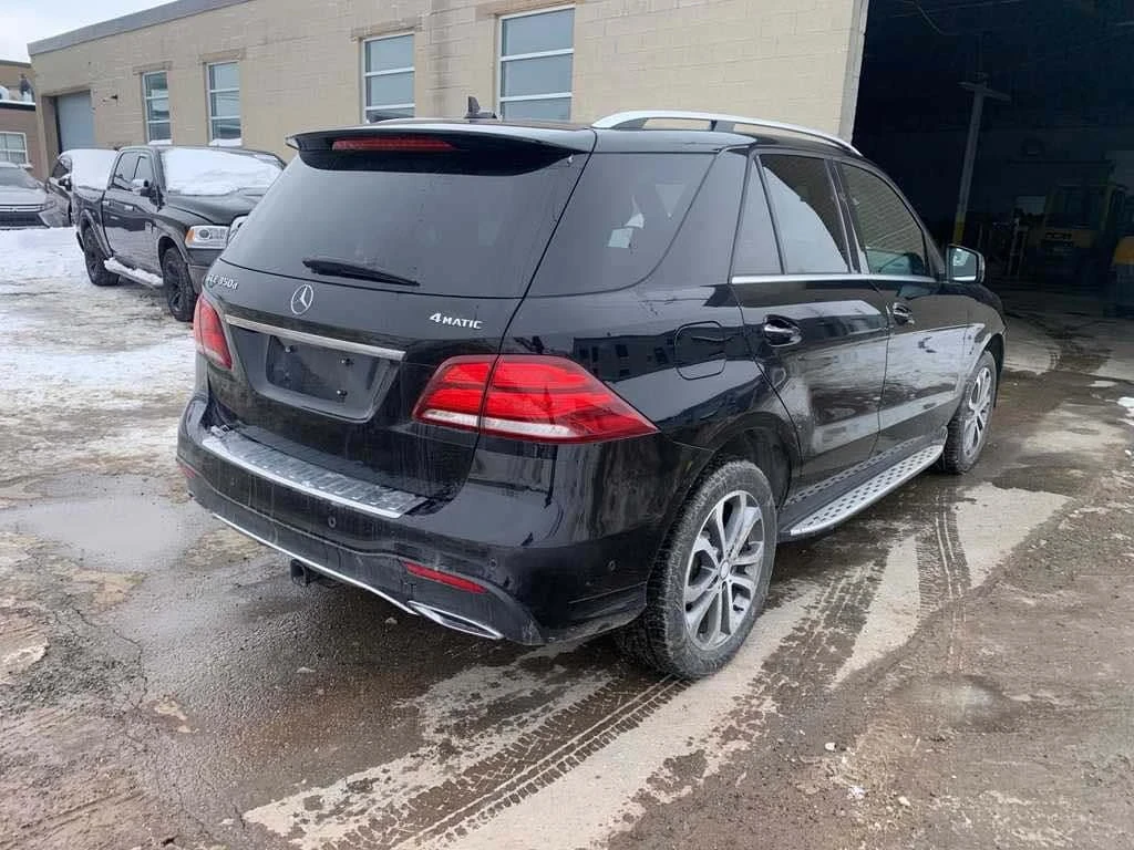 Mercedes-Benz GLE 350 d AMG пакет / 1 собственик - изображение 5