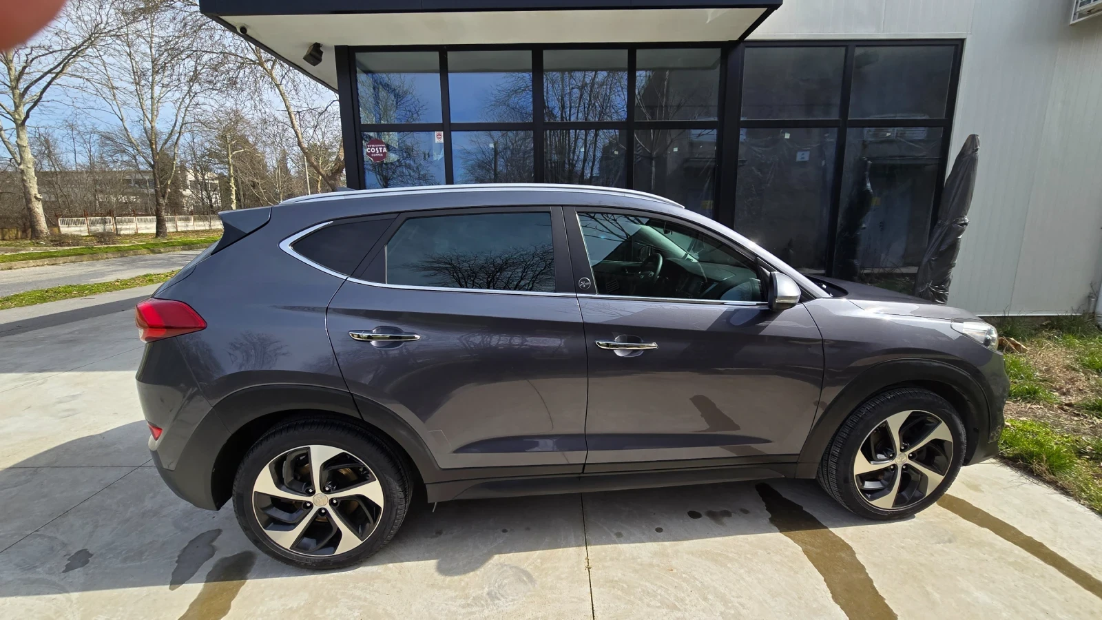 Hyundai Tucson 1.7crdi 2018 sound edition , снимка 8 - Автомобили и джипове - 53764084