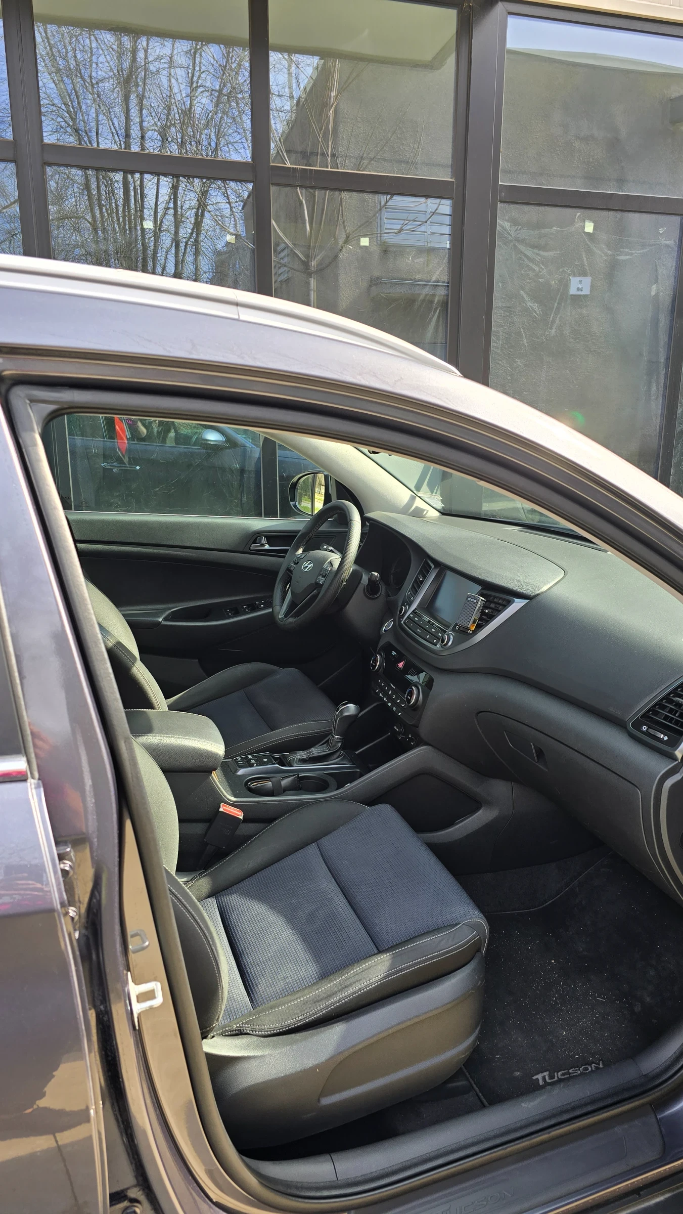 Hyundai Tucson 1.7crdi 2018 sound edition , снимка 12 - Автомобили и джипове - 53764084