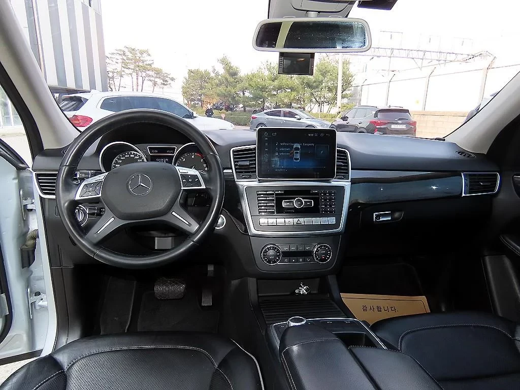 Mercedes-Benz ML 350 BlueTec* PANO* ��������� | Mobile.bg � ����������� 5