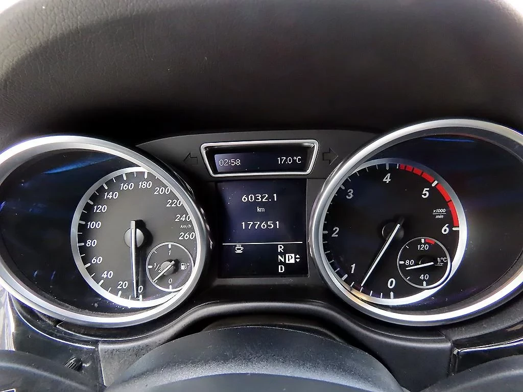 Mercedes-Benz ML 350 BlueTec* PANO* ��������� | Mobile.bg � ����������� 9