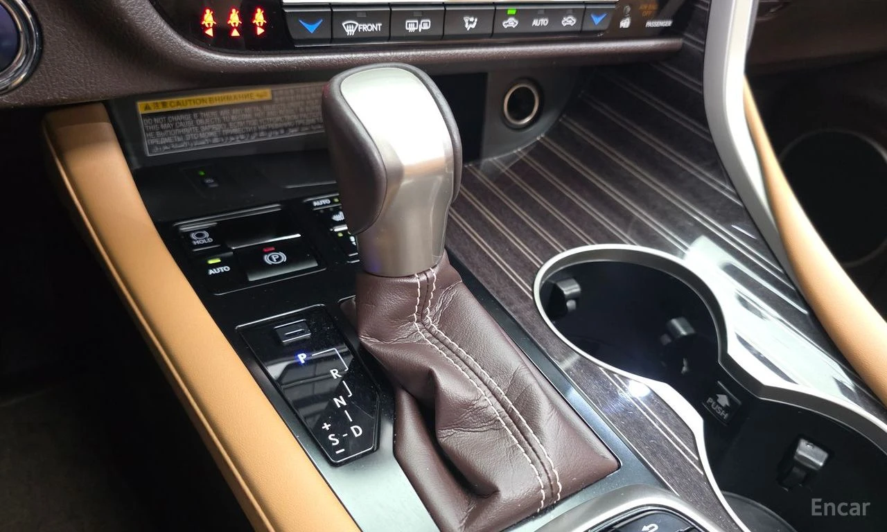 Lexus RX 450h EXECUTIVE* ПОДГРЕВ* ОБДУХВАНЕ* 360КАМЕРА* LANE* AS, снимка 9 - Автомобили и джипове - 54999703