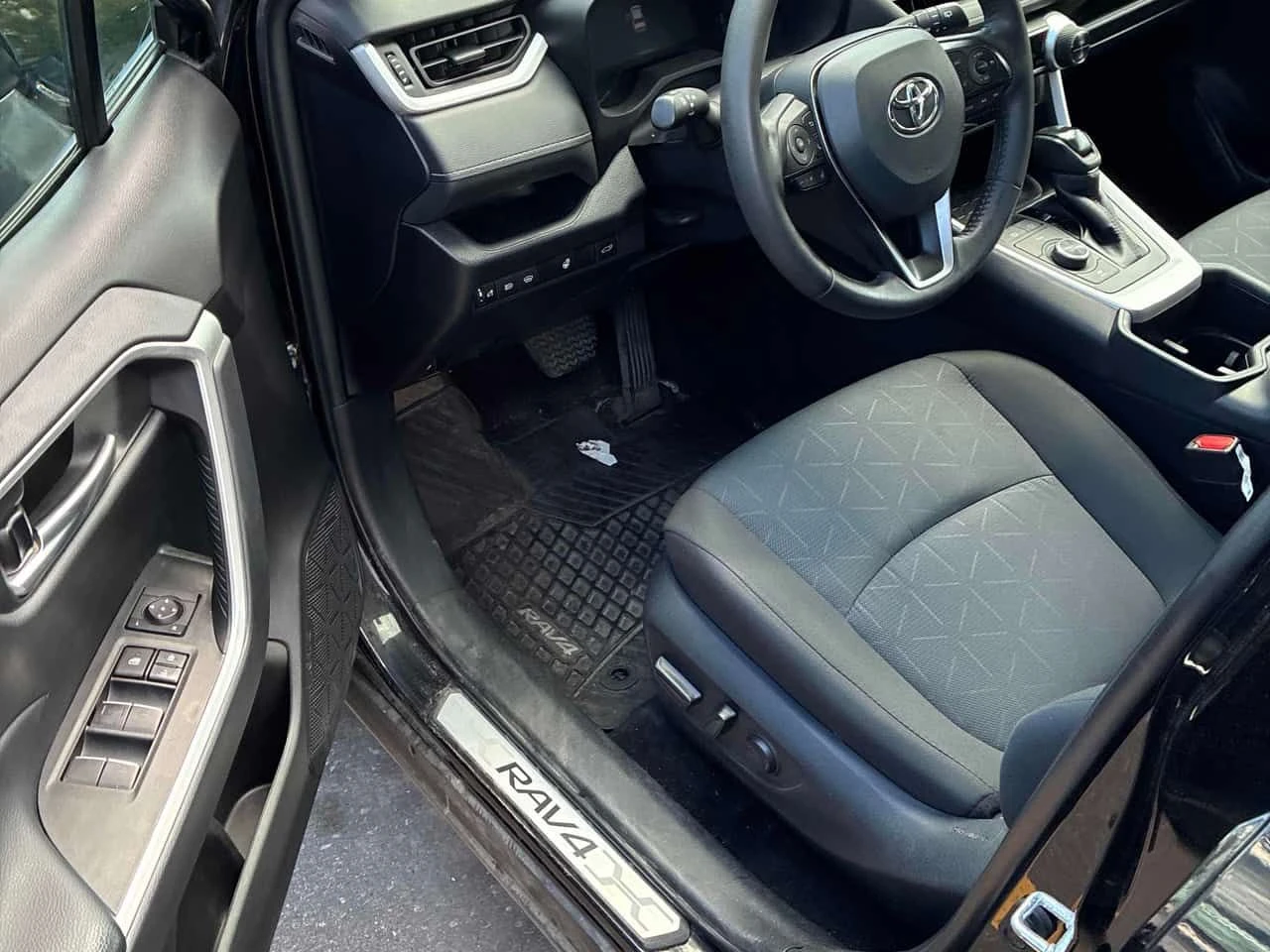 Toyota Rav4 * Hybrid XLE * CARFAX * ОТ ПРЕДСТАВИТЕЛСТВО * , снимка 5 - Автомобили и джипове - 55023220