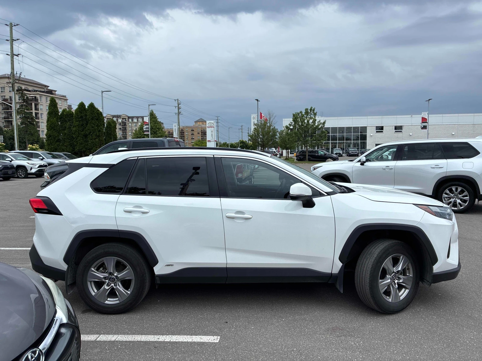 Toyota Rav4 Hybrid XL/2 КЛЮЧА/ПАНОРАМА/CARFAX/АВТО КРЕДИТ, снимка 4 - Автомобили и джипове - 55120622