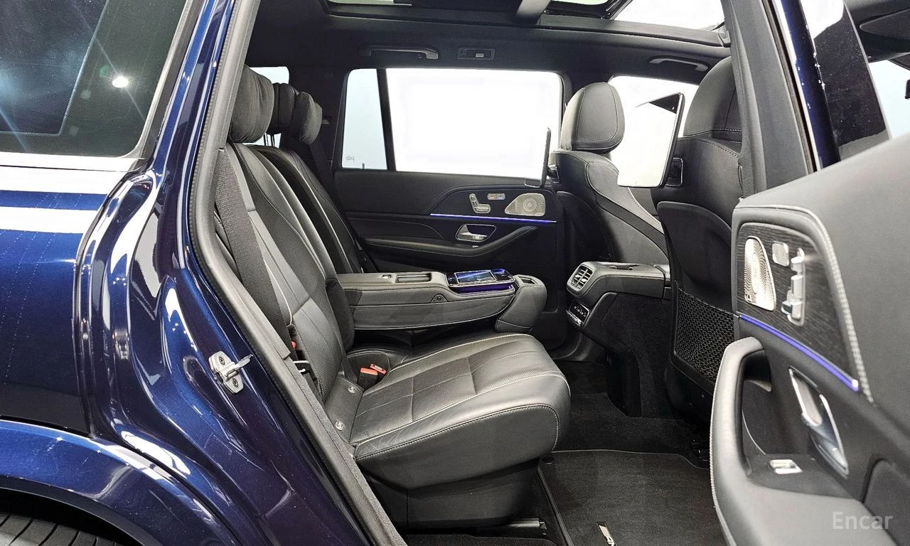 Mercedes-Benz GLS580 4MATIC* AMG* BURMESTER* HEAD UP* 3XTV* ОБДУХВАНЕ, снимка 17 - Автомобили и джипове - 55318705
