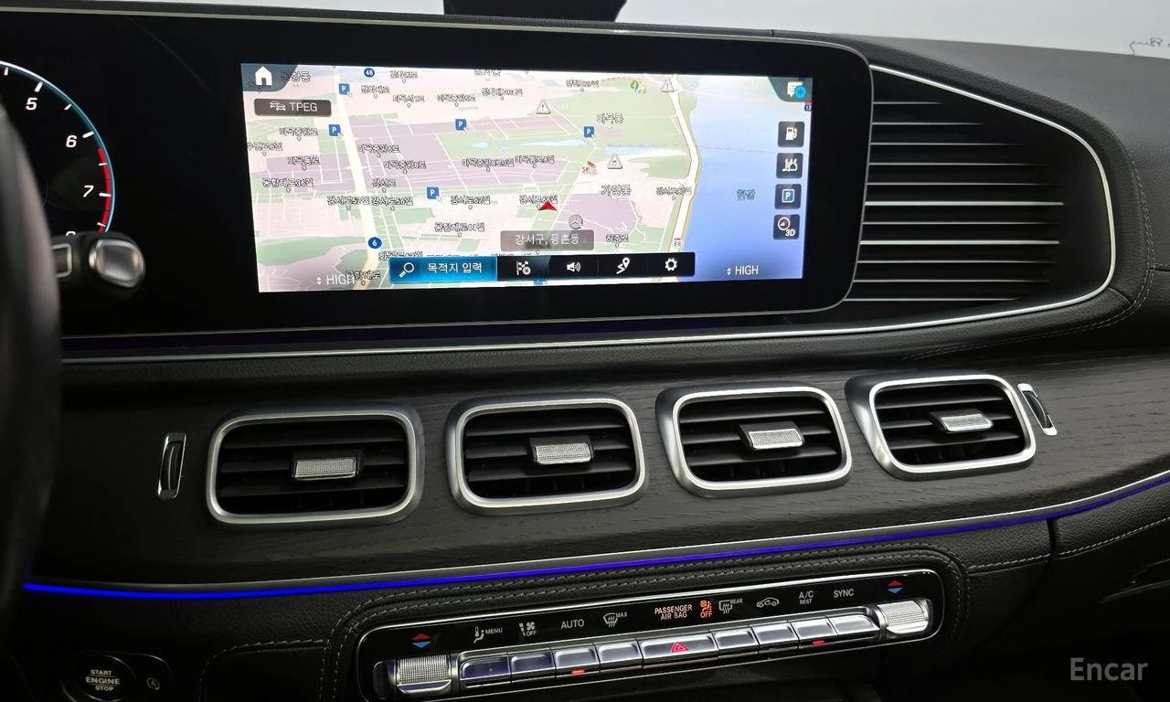 Mercedes-Benz GLS580 4MATIC* AMG* BURMESTER* HEAD UP* 3XTV* ОБДУХВАНЕ, снимка 13 - Автомобили и джипове - 55318705