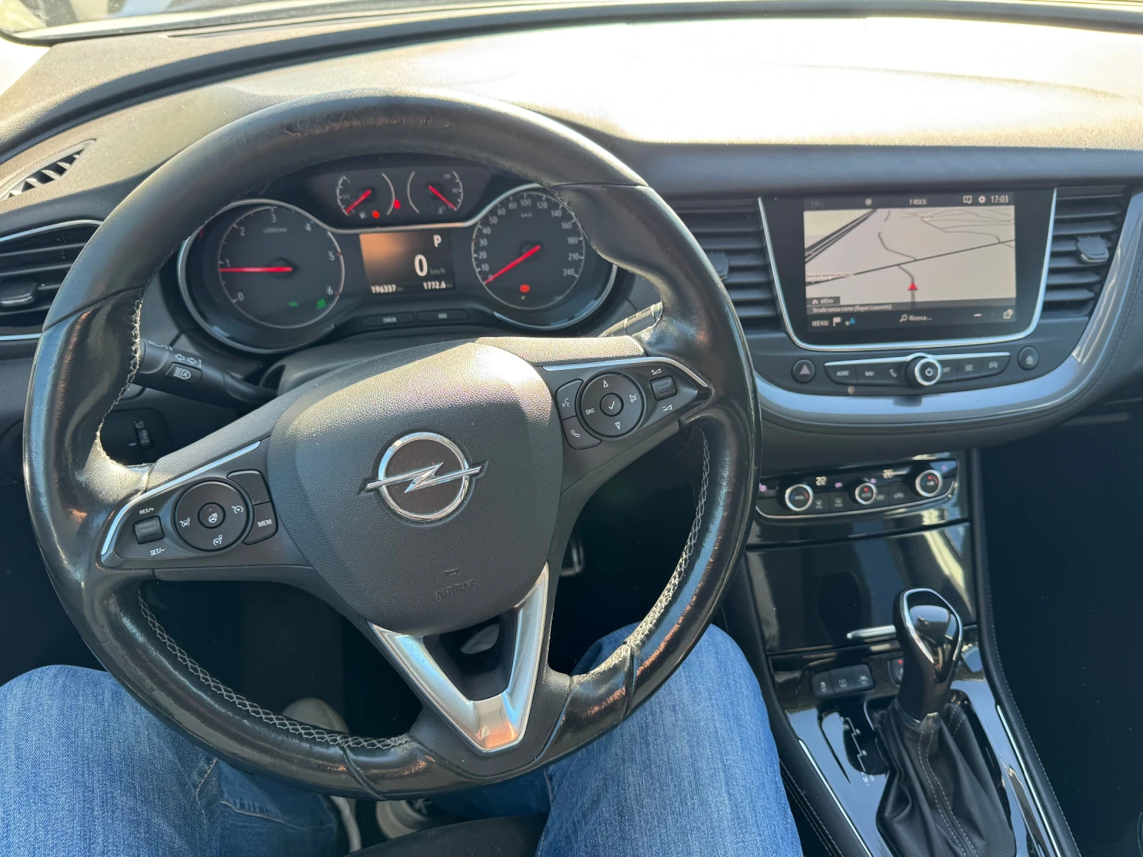 Opel Grandland X Full* 1.6TD 120hp* ЛИЗИНГ* КАМЕРИ 360* ПОДГРЕВИ* Е, снимка 3 - Автомобили и джипове - 56565926