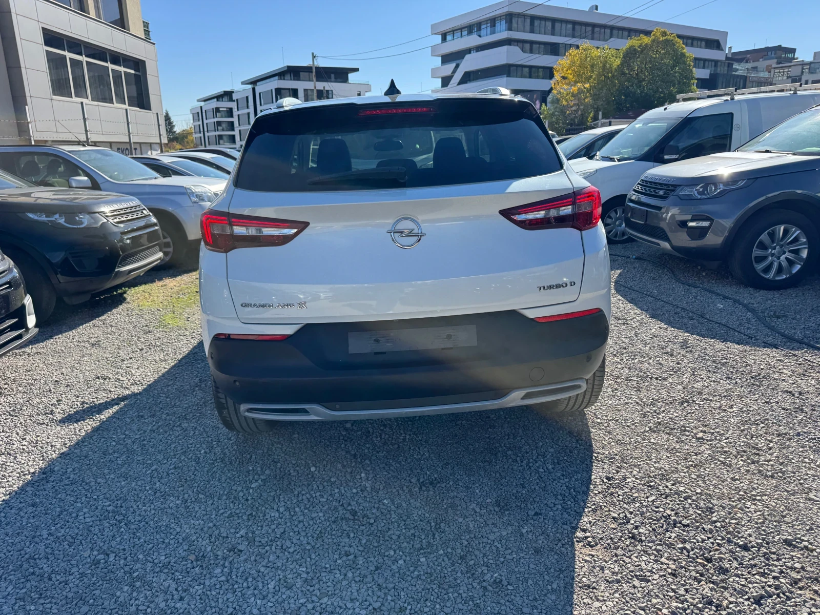 Opel Grandland X Full* 1.6TD 120hp* ЛИЗИНГ* КАМЕРИ 360* ПОДГРЕВИ* Е, снимка 11 - Автомобили и джипове - 56565926