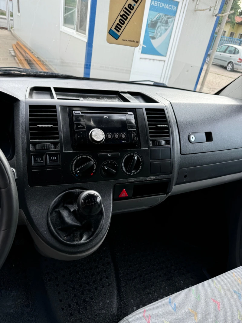 VW T5 2.5TDI LONG, снимка 11 - Бусове и автобуси - 47293371