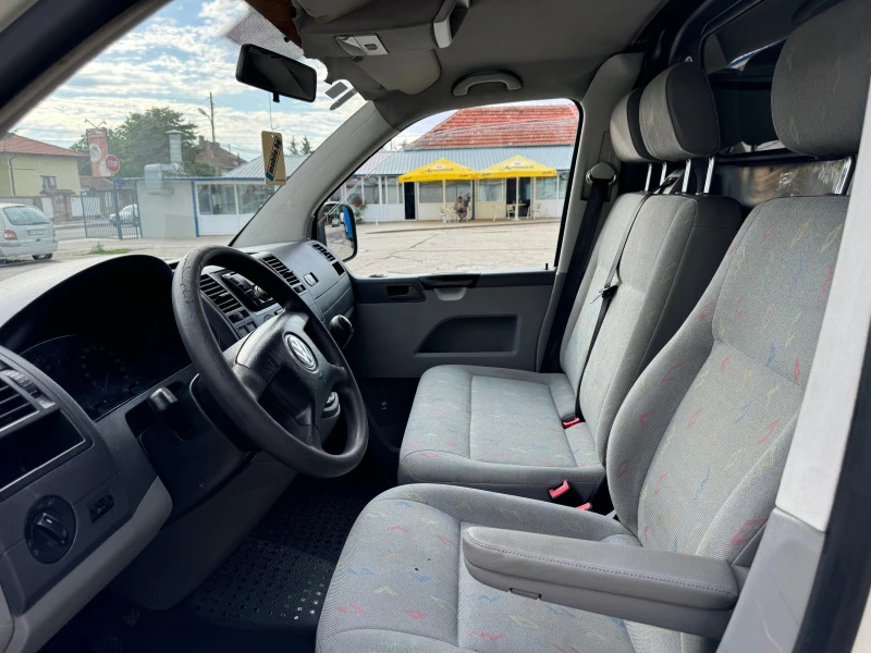 VW T5 2.5TDI LONG, снимка 10 - Бусове и автобуси - 47293371