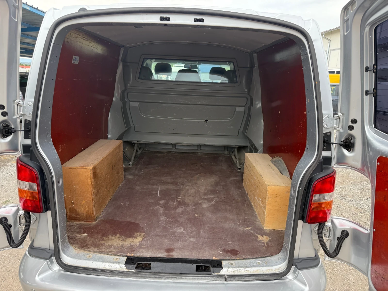 VW Transporter 2.5TDI - изображение 8