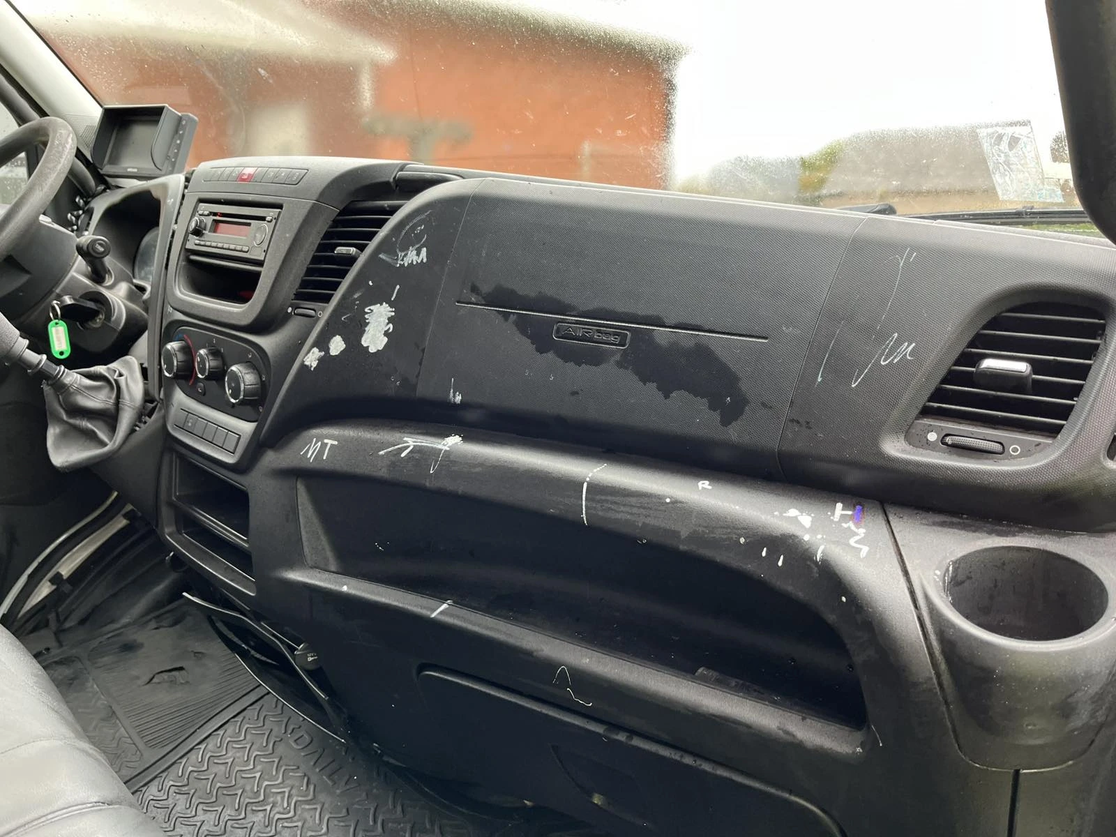 Iveco Daily 35S14N CNG - изображение 7