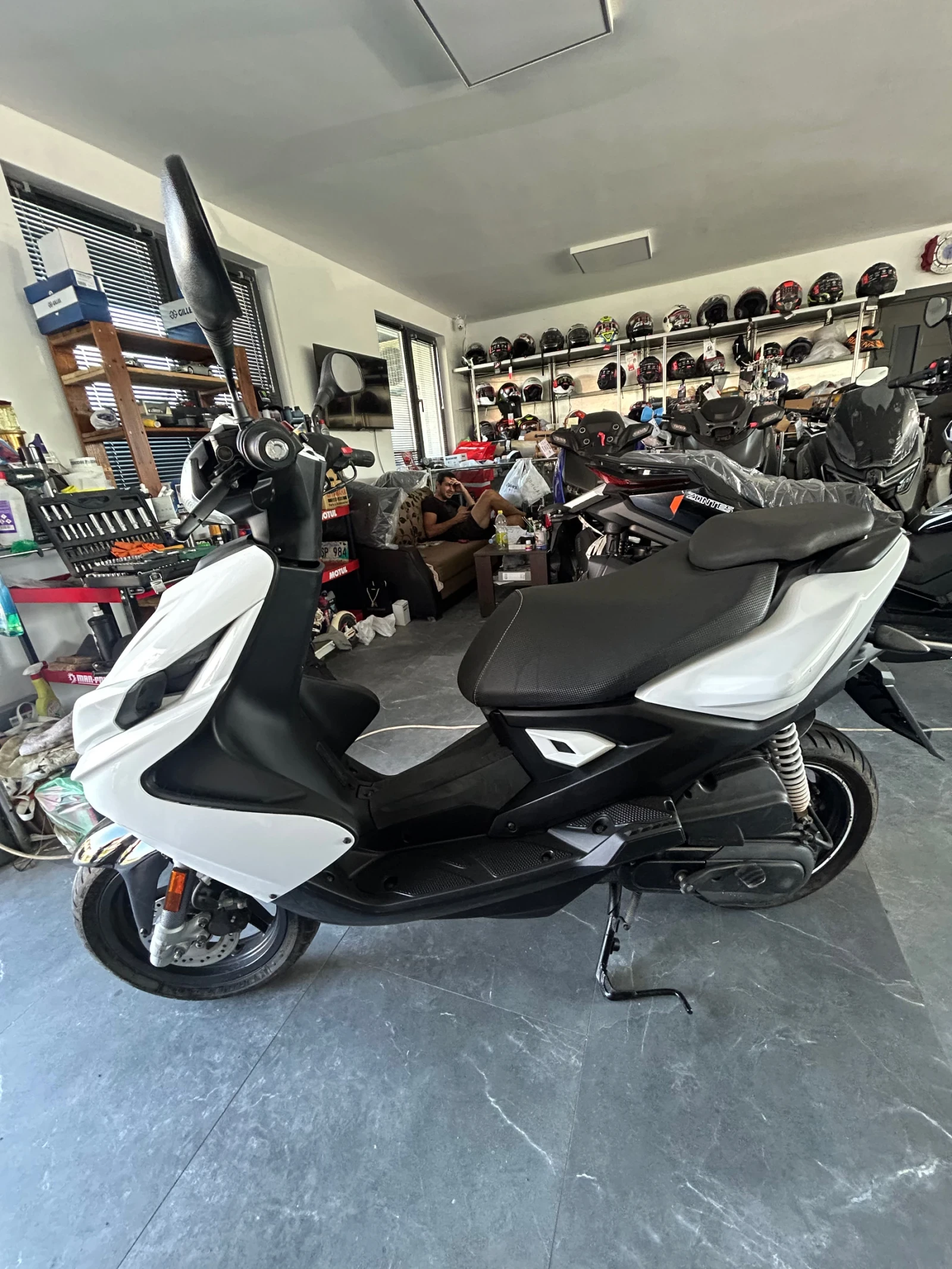 Yamaha Aerox -4Т-Лизинг, снимка 5 - Мотоциклети и мототехника - 55653397