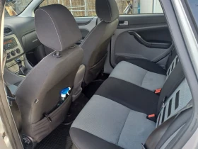 Ford Focus 1.6, снимка 9
