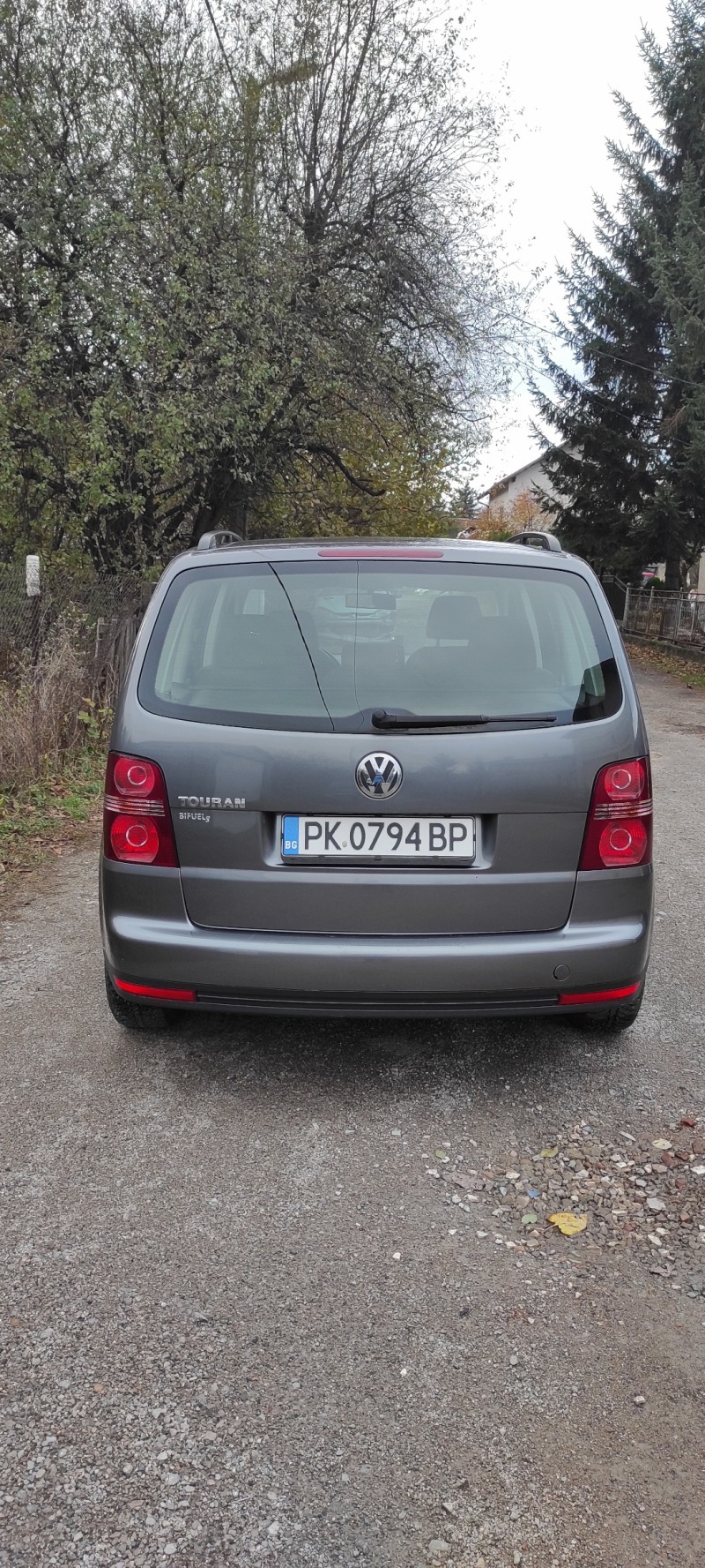 VW Touran 1.6i, снимка 7 - Автомобили и джипове - 45398089