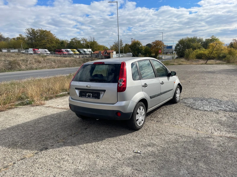 Ford Fiesta 1.4i 75ks FACE LIFT, снимка 5 - Автомобили и джипове - 47846766