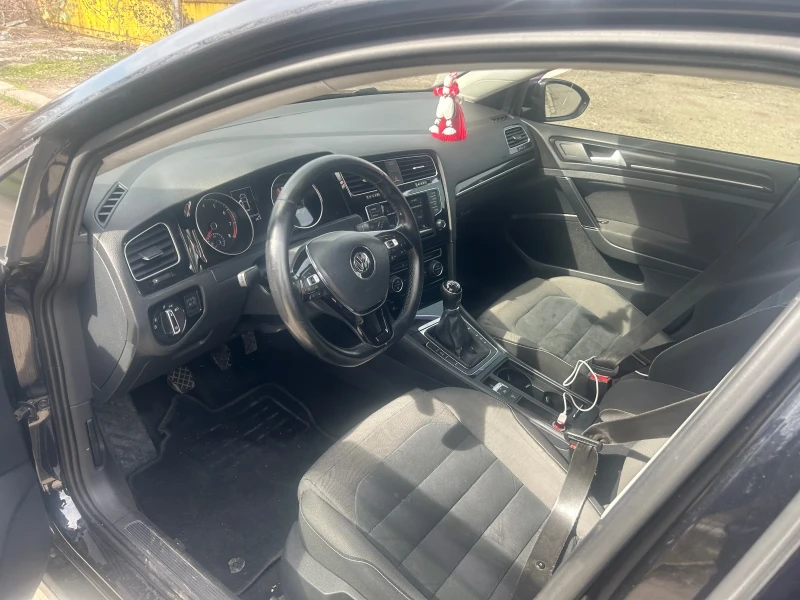 VW Golf, снимка 9 - Автомобили и джипове - 49449573