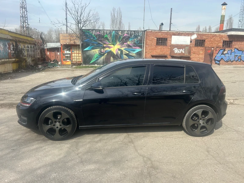 VW Golf, снимка 4 - Автомобили и джипове - 49449573