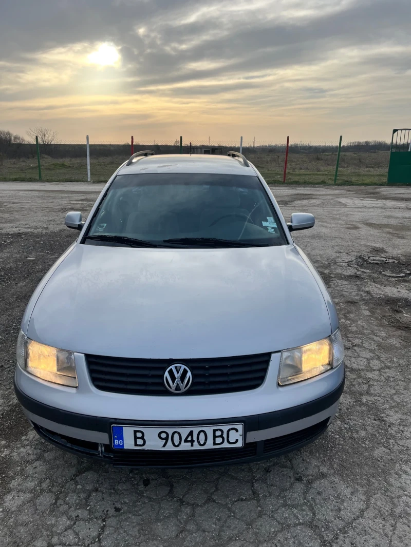 VW Passat 1.9 tdi, снимка 1 - Автомобили и джипове - 49601193