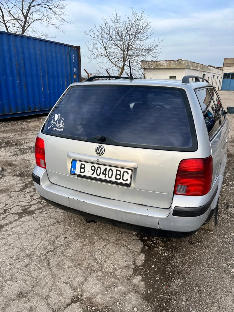 VW Passat 1.9 tdi, снимка 5 - Автомобили и джипове - 49601193