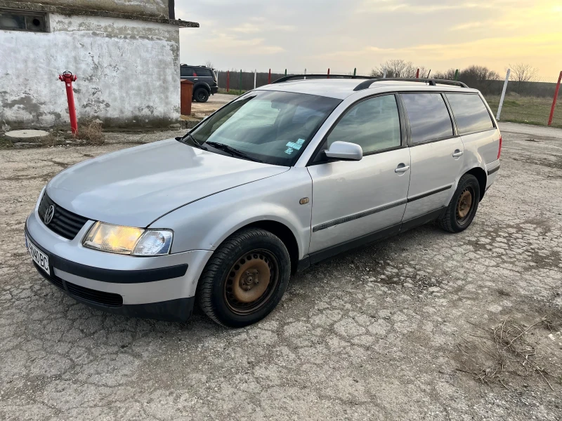 VW Passat 1.9 tdi, снимка 2 - Автомобили и джипове - 49601193