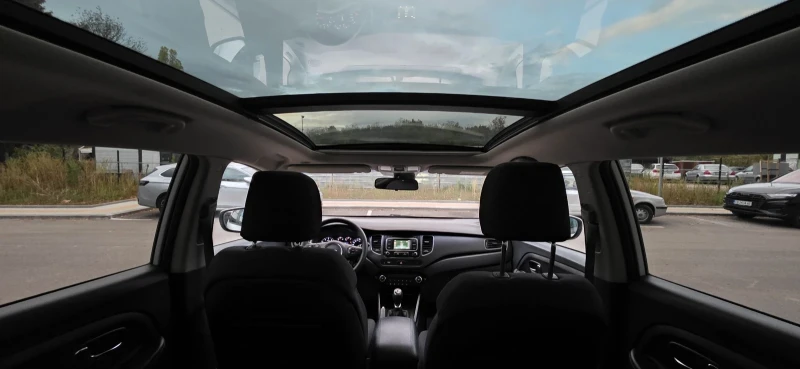 Kia Carens 1.6GDI FRANCE, снимка 12 - Автомобили и джипове - 52260029