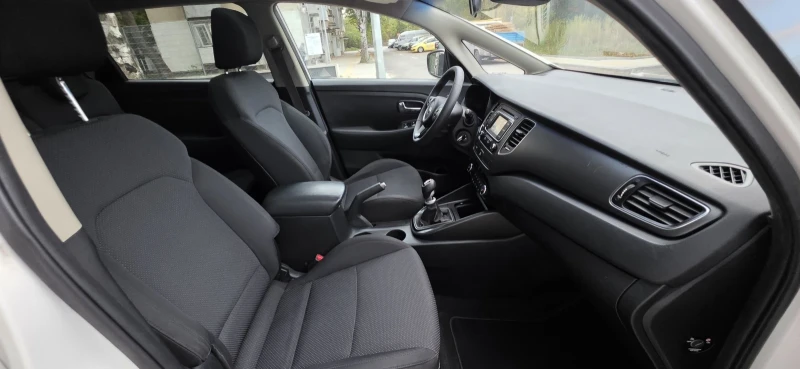 Kia Carens 1.6GDI FRANCE, снимка 11 - Автомобили и джипове - 52260029