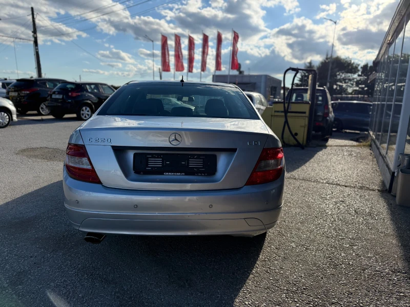 Mercedes-Benz C 220 2.2CDI уникат 150000км Avantgarde, снимка 6 - Автомобили и джипове - 51723989