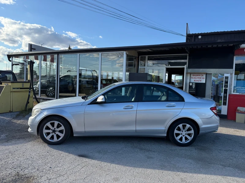 Mercedes-Benz C 220 2.2CDI уникат 150000км Avantgarde, снимка 4 - Автомобили и джипове - 51723989