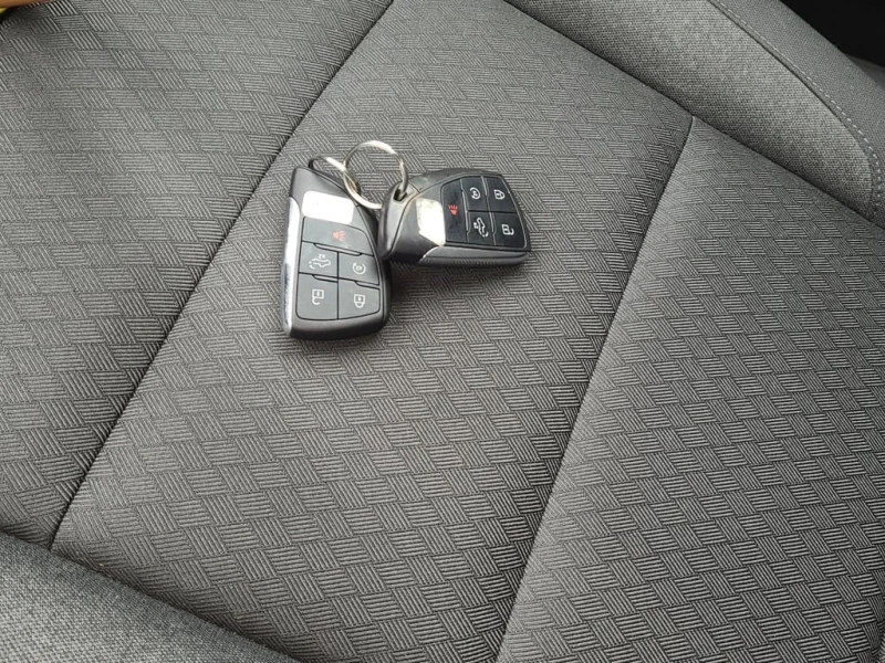 Chevrolet Silverado * LT TRAIL BOSS CREW CAB STD BED * CARFAX * БЕЗ ПЪ, снимка 8 - Автомобили и джипове - 52903257