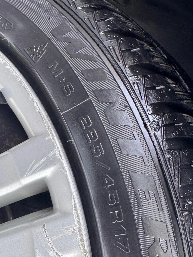 Mercedes-Benz C 350 Mercedes C350 4MATIC   перфектна 3.5 V6 бензин  , снимка 17 - Автомобили и джипове - 53473700