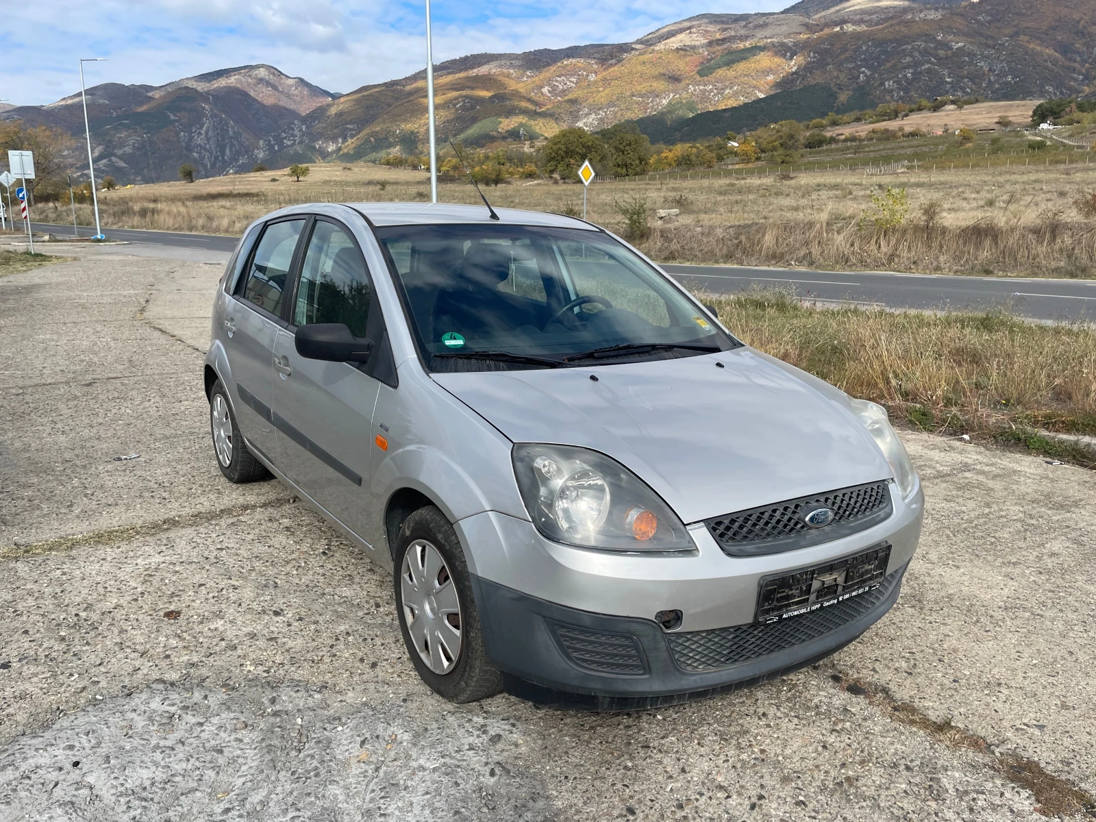 Ford Fiesta 1.4i 75ks FACE LIFT - изображение 7