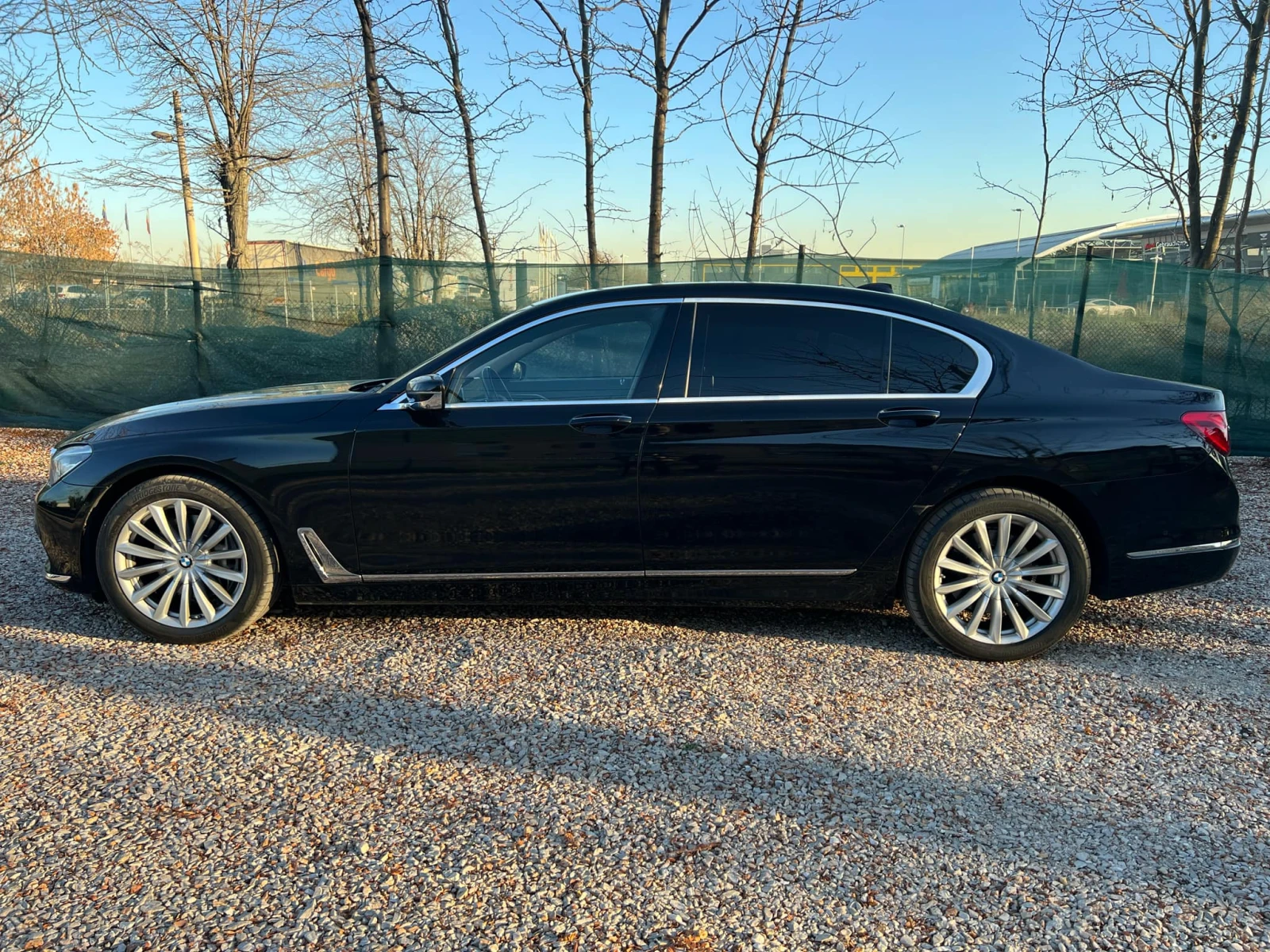 BMW 740 Ld xDrive - изображение 4