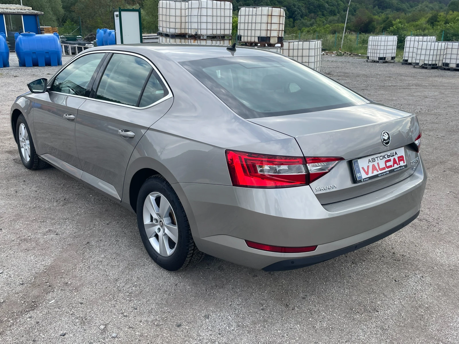 Skoda Superb 4х4 АВТОМАТИК - изображение 5