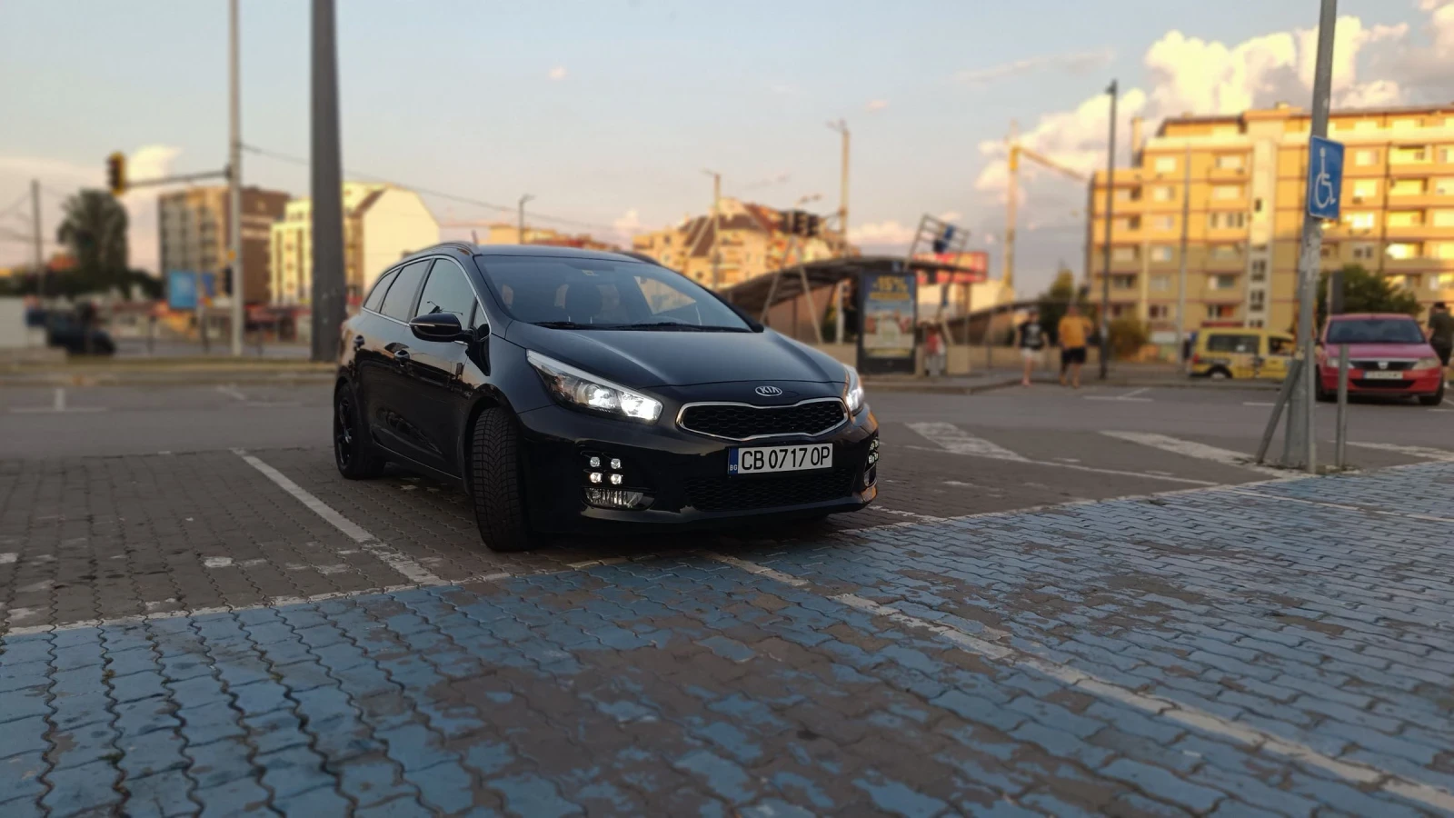 Kia Ceed 1.0 TGI GT LINE 120PS, снимка 5 - Автомобили и джипове - 50588351