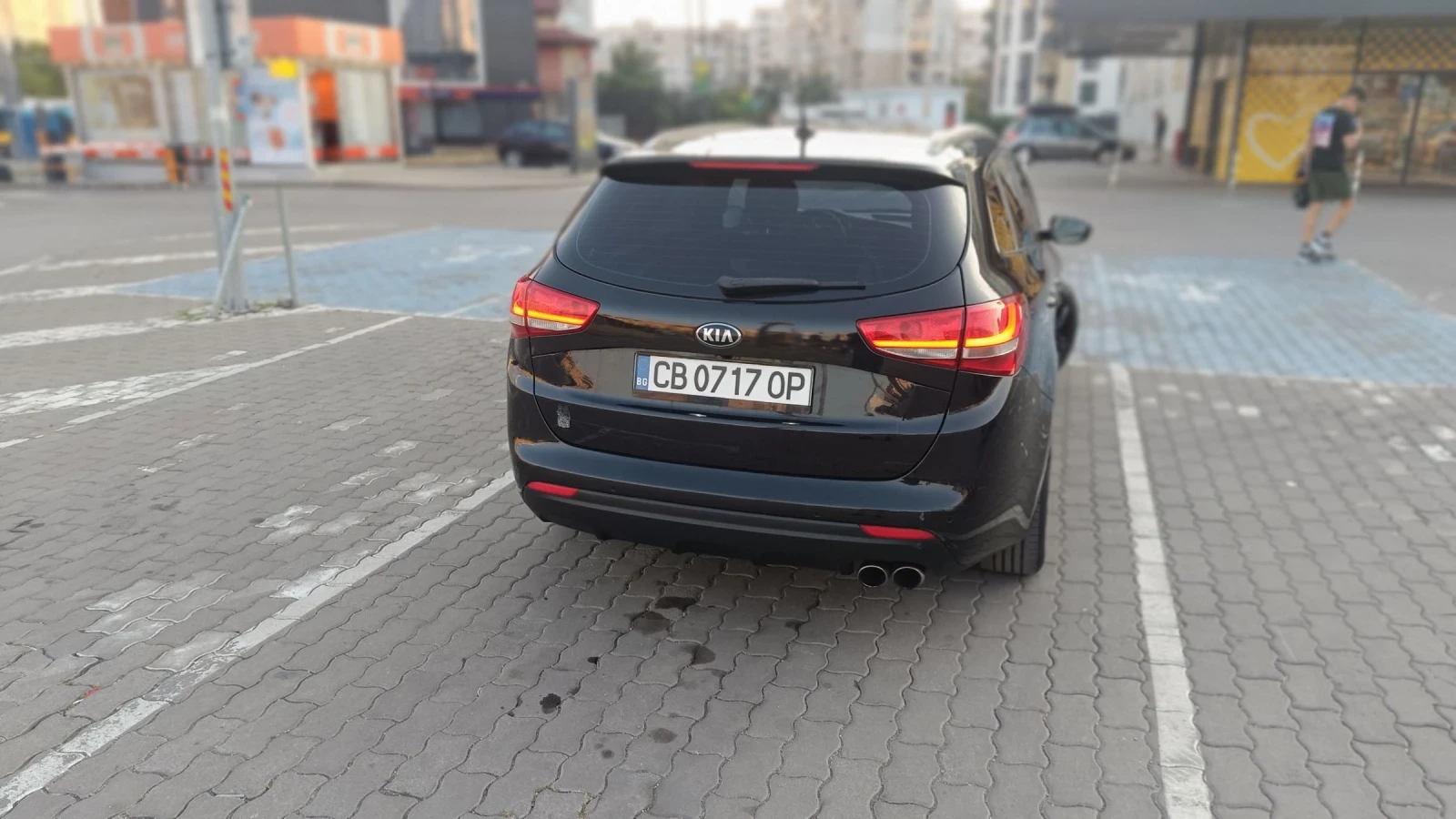 Kia Ceed 1.0 TGI GT LINE 120PS, снимка 3 - Автомобили и джипове - 50588351