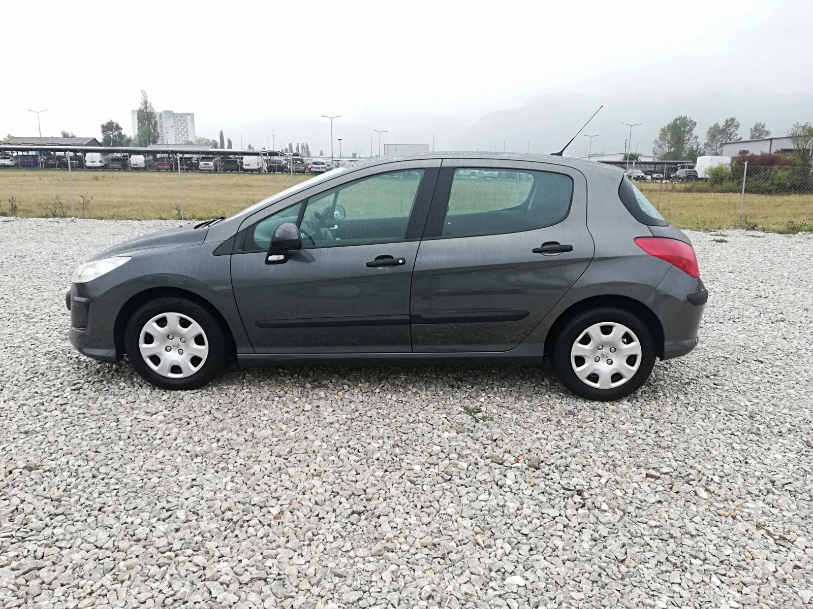 Peugeot 308 1.6hdi kli 90 AVT - изображение 3