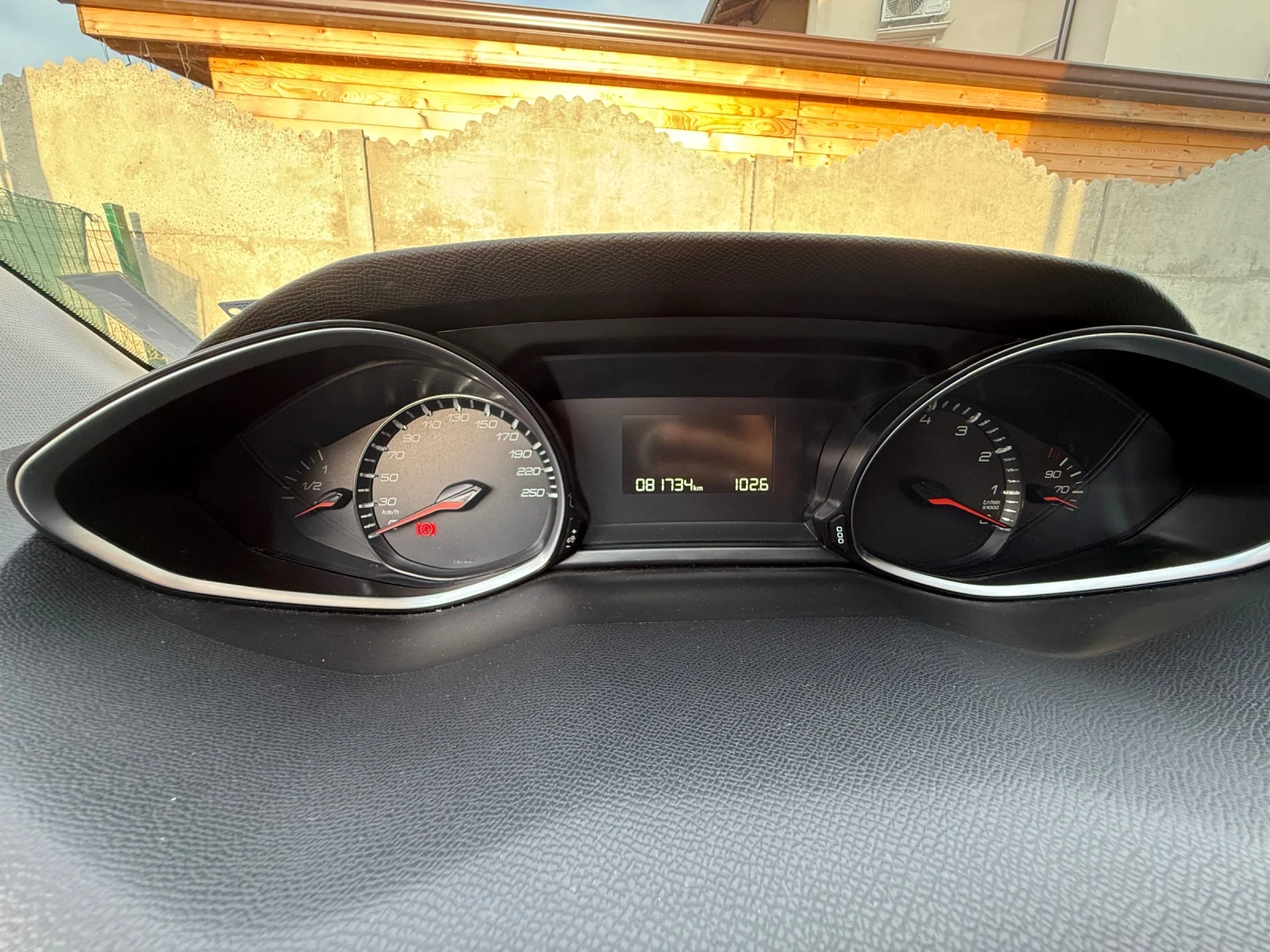 Peugeot 308  - изображение 6