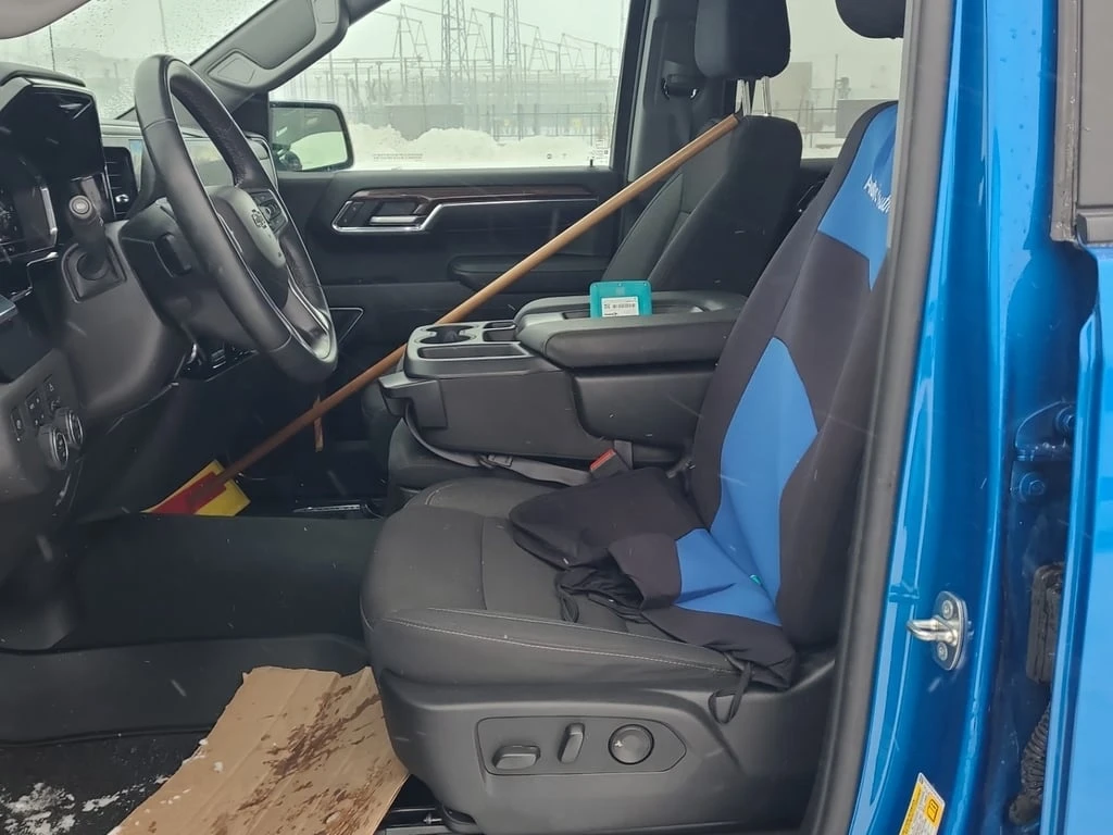 Chevrolet Silverado * LT TRAIL BOSS CREW CAB STD BED * CARFAX * ��� �� | Mobile.bg � ����������� 5