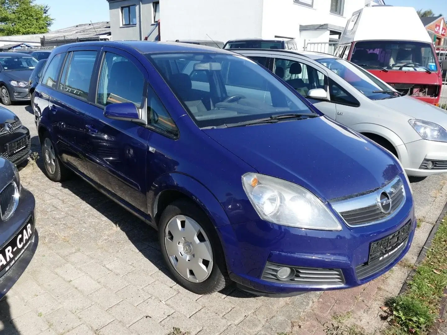 Opel Zafira undefined | Auto.bg — изображение 1
