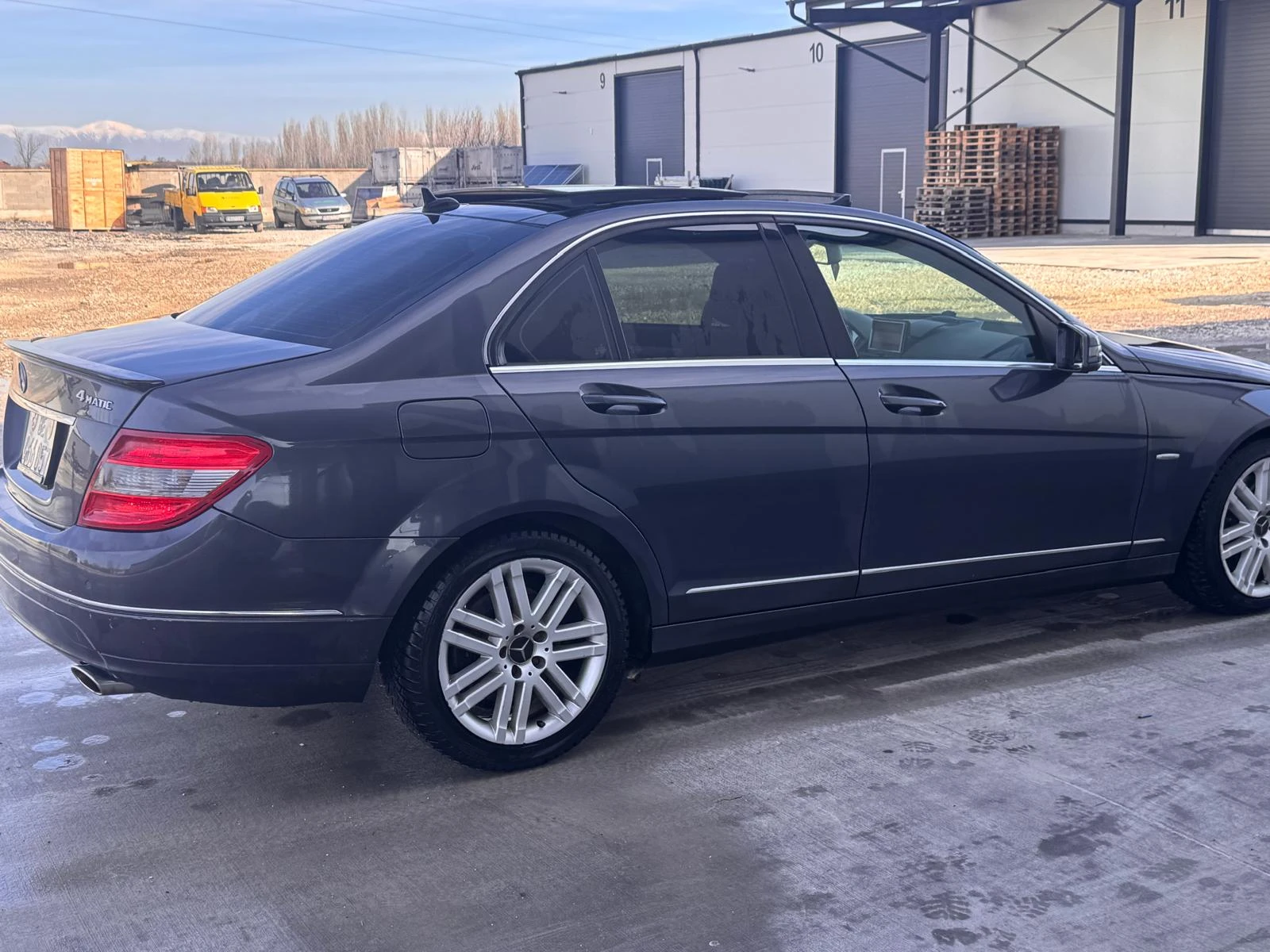 Mercedes-Benz C 350 Mercedes C350 4MATIC   перфектна 3.5 V6 бензин   - изображение 7