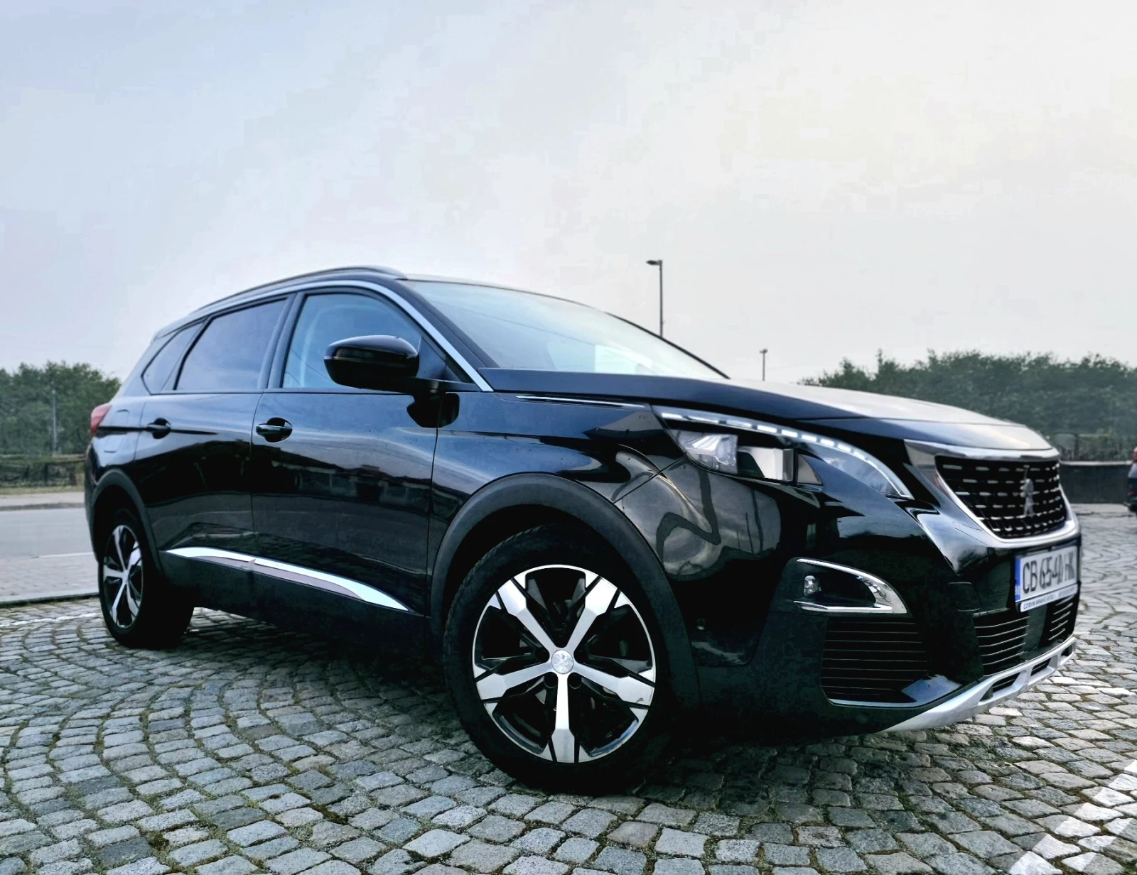 Peugeot 5008 Peugeot 5008 Allure - Купена от СФА - Пълна сервиз