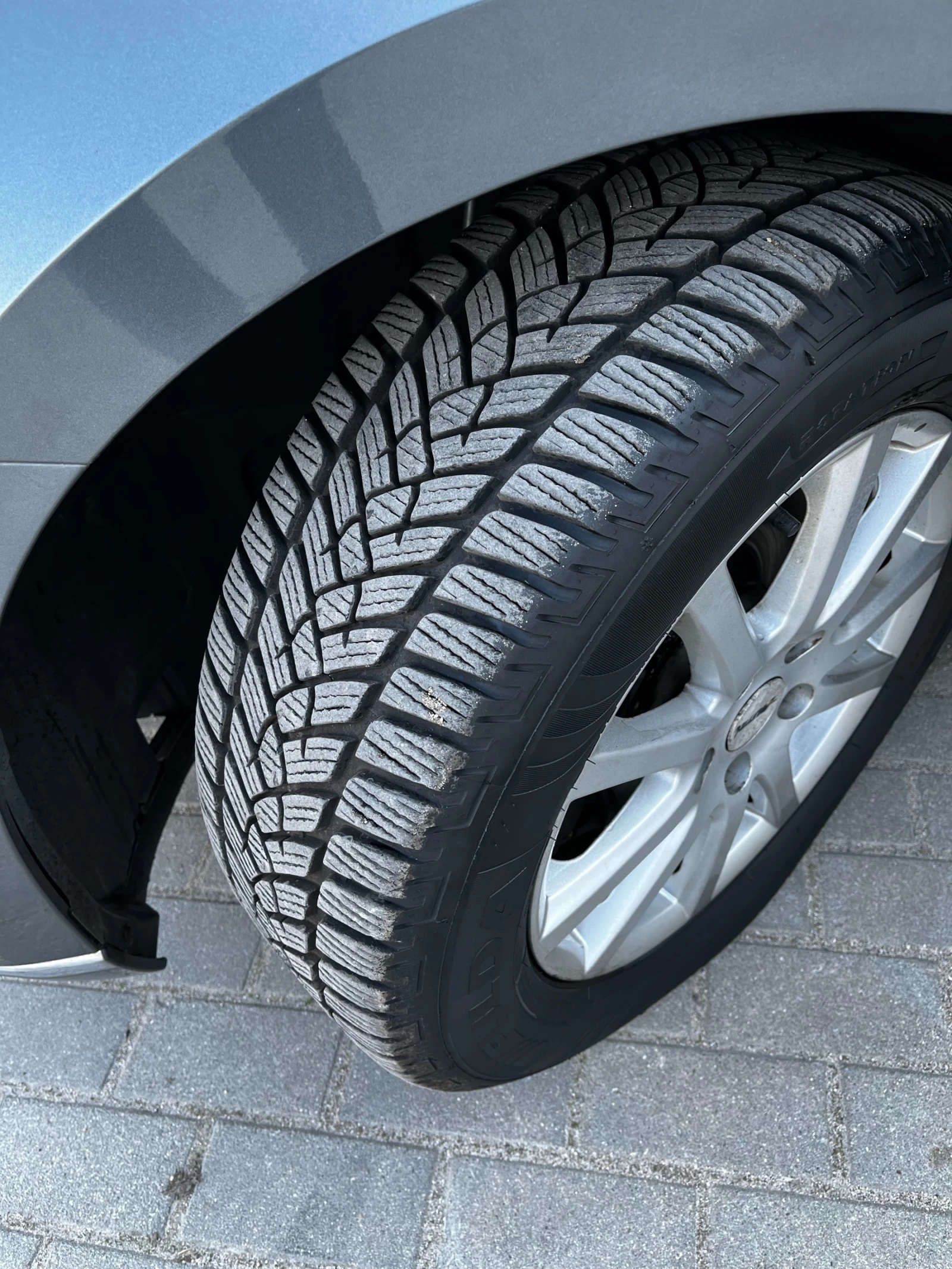 VW Passat  TDI 190�.�. HIGHLINE, �������� 8 ������ � ���� | Mobile.bg � ����������� 5