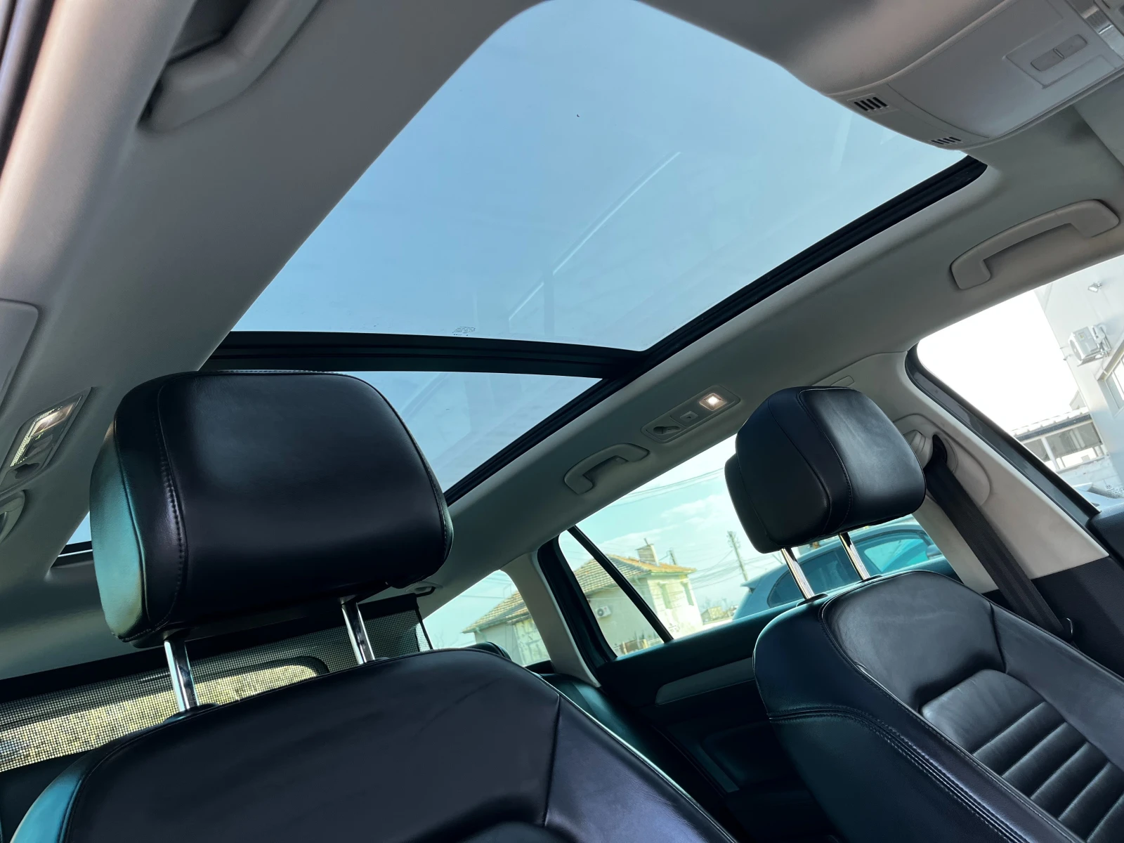 VW Passat  TDI 190�.�. HIGHLINE, �������� 8 ������ � ���� | Mobile.bg � ����������� 14