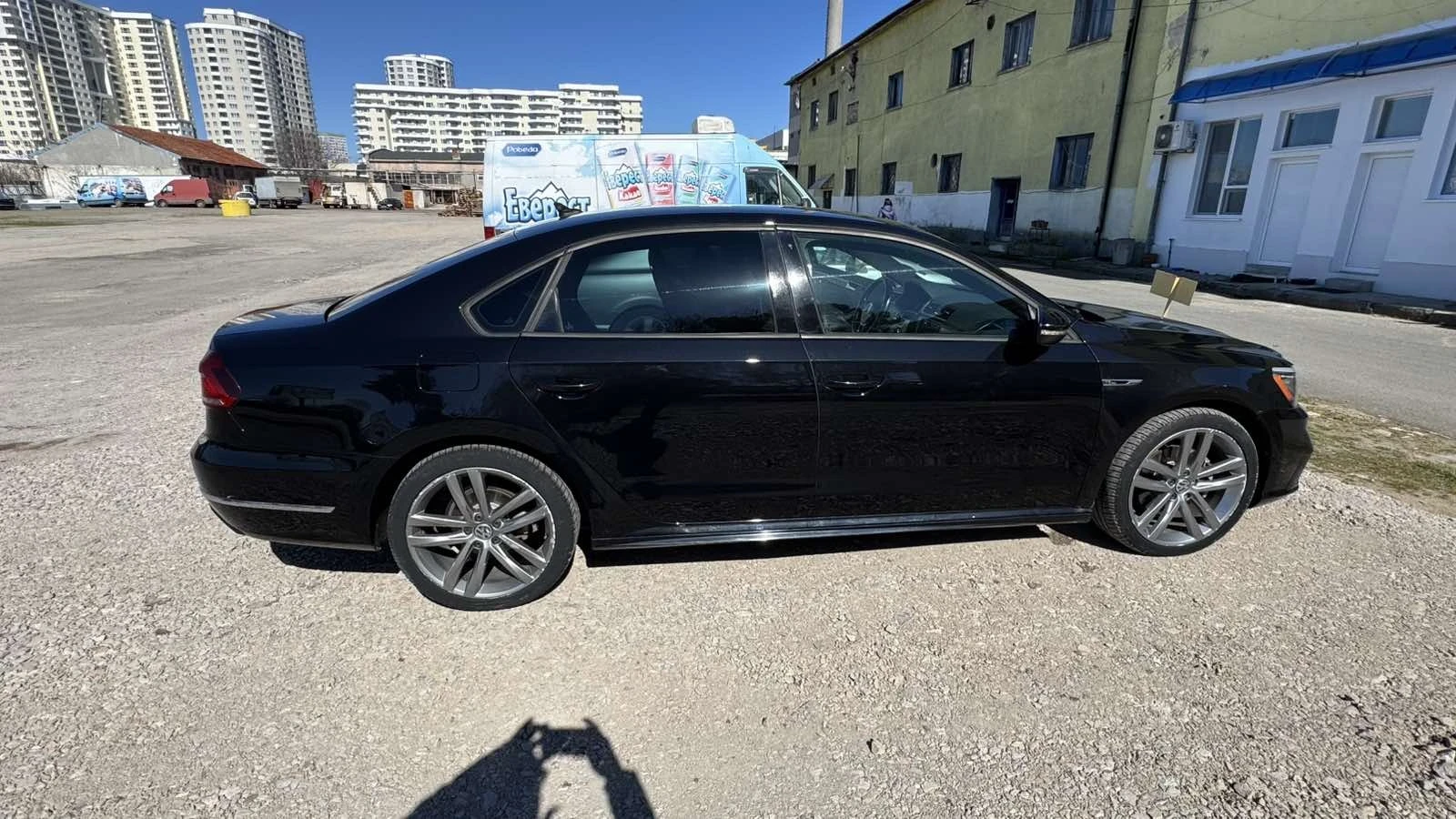 VW Passat R-line, снимка 4 - Автомобили и джипове - 53866005