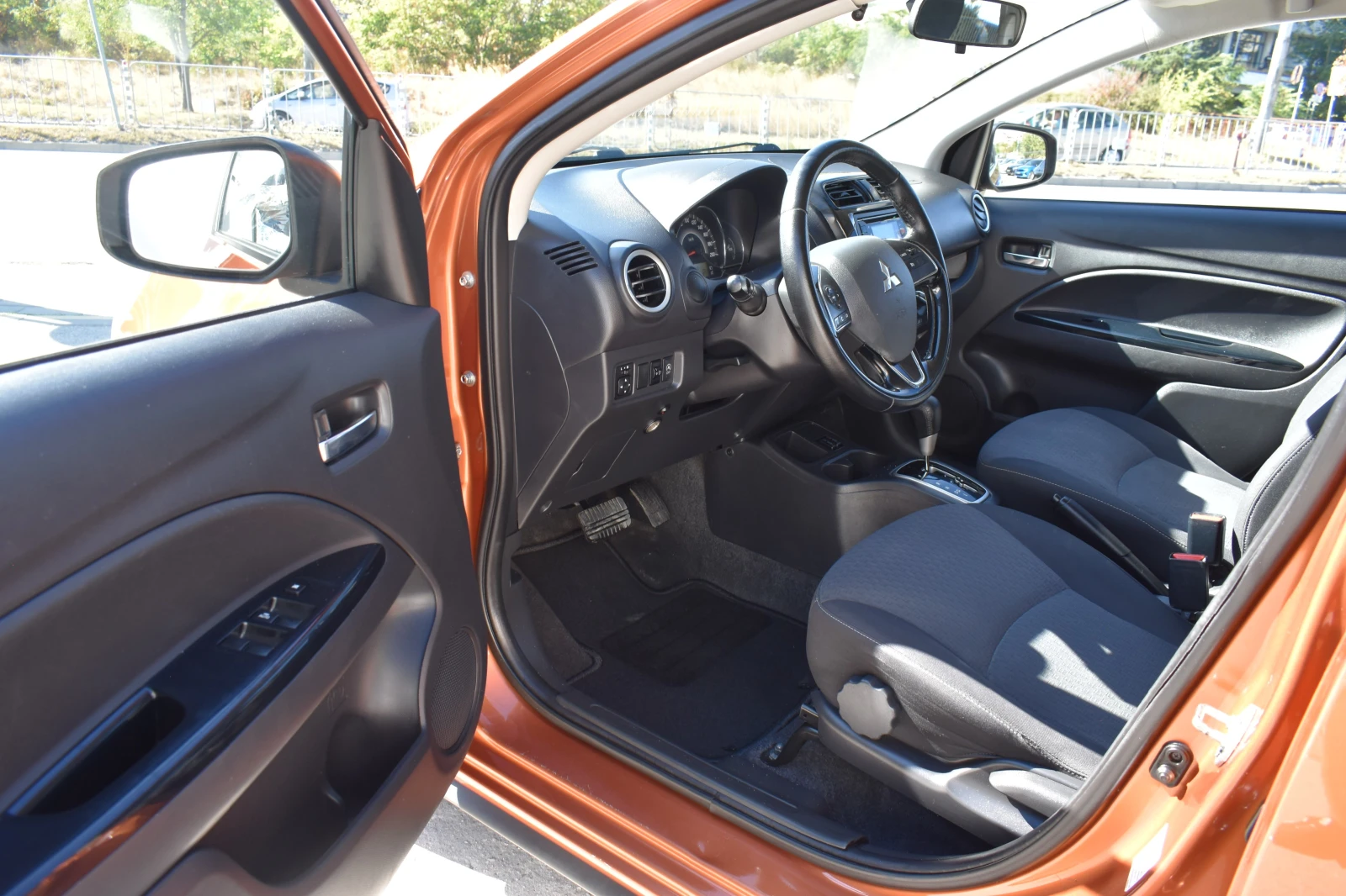 Mitsubishi Space star AUTOMAT, снимка 8 - Автомобили и джипове - 53956400